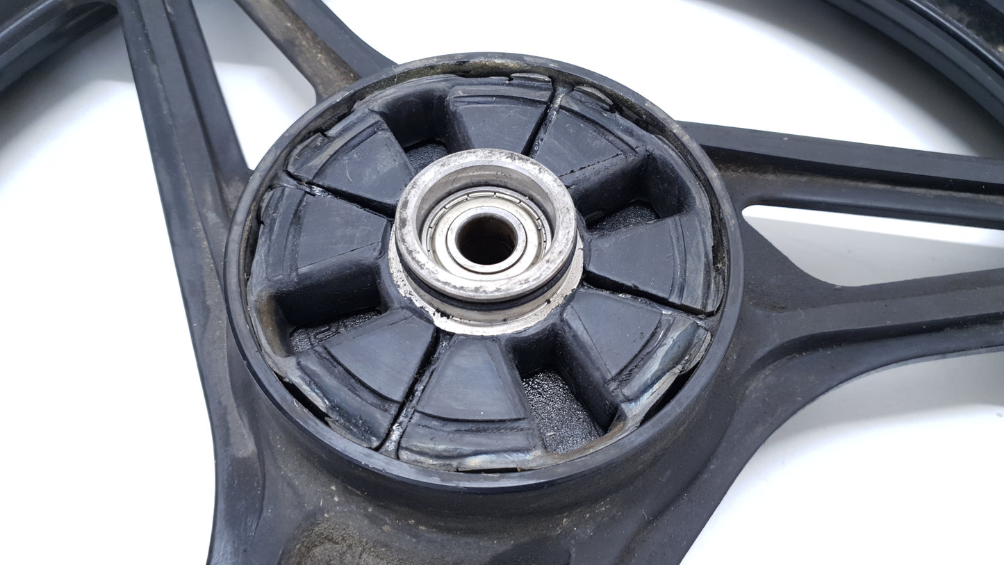 Roue arrière Yamaha YBR 125 2006 n°2 Réf : 4GU-F5338-10-33