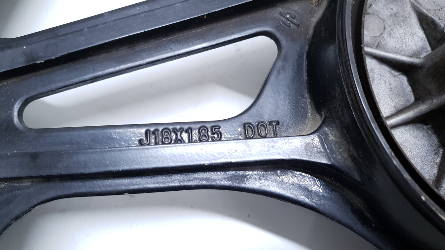 Roue arrière Yamaha YBR 125 2006 n°2 Réf : 4GU-F5338-10-33