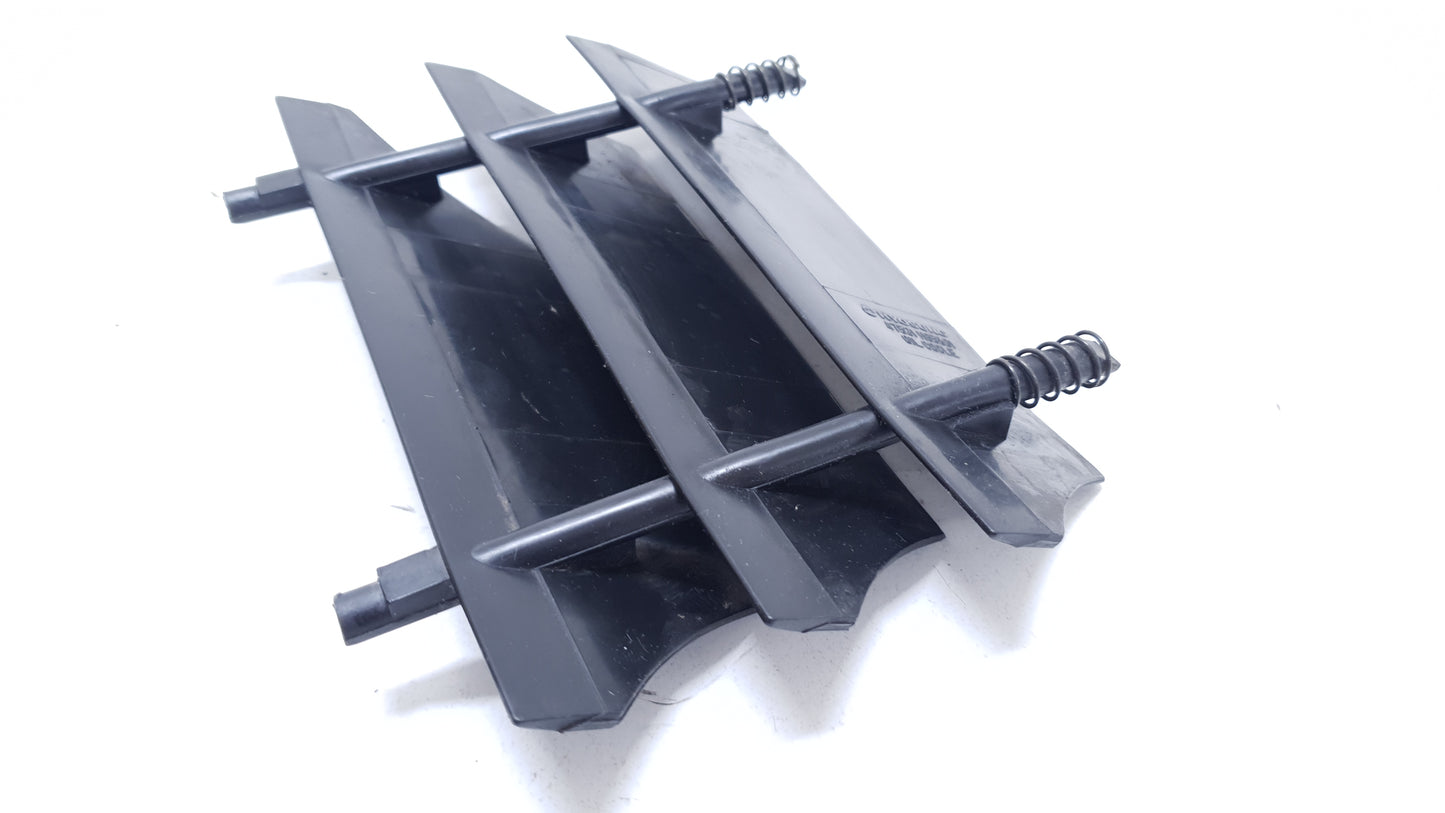 Grille de radiateur droite Hyosung XRX 125 2006