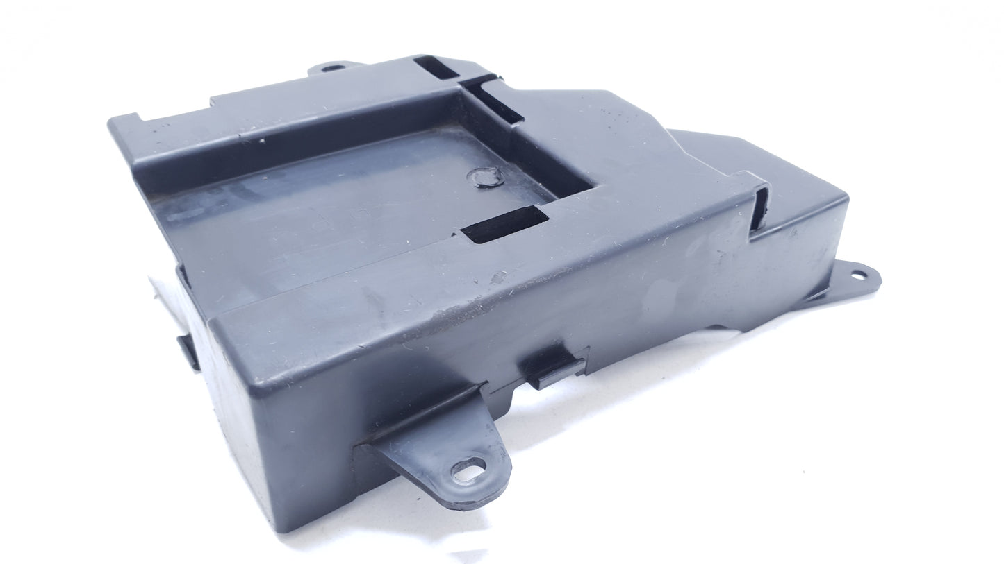 Support batterie Yamaha YBR 125 2005 n°2 Réf : 5VL-F177G-00-00
