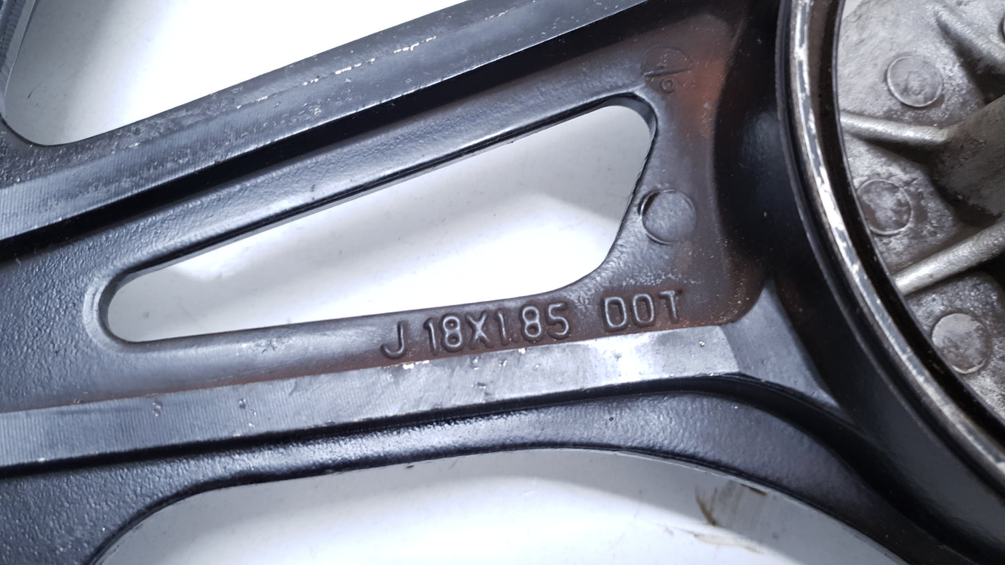 Roue arrière Yamaha YBR 125 2005 n°2 Réf : 4GU-F5338-10-33