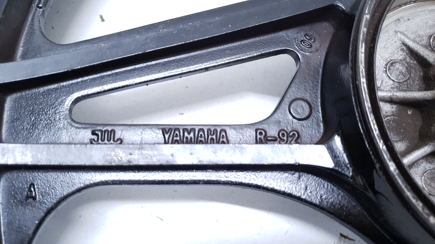 Roue arrière Yamaha YBR 125 2005 n°2 Réf : 4GU-F5338-10-33