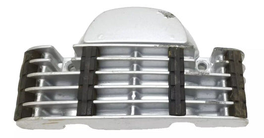 Couvercle latéral de culasse Yamaha YBR 125 2010 Réf: 5VL-E1185-10