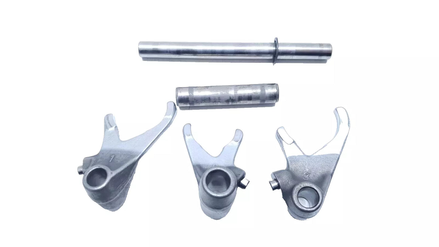 Fourchettes de boite de vitesse Yamaha DT125LC 1982 n°4
