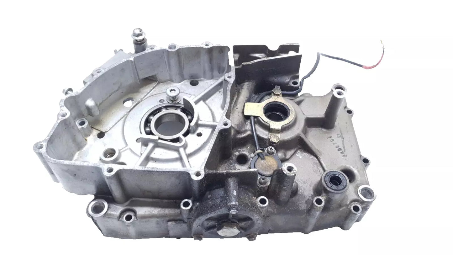 Carter moteur central gauche Hyosung Comet GT 125 2003 n°2