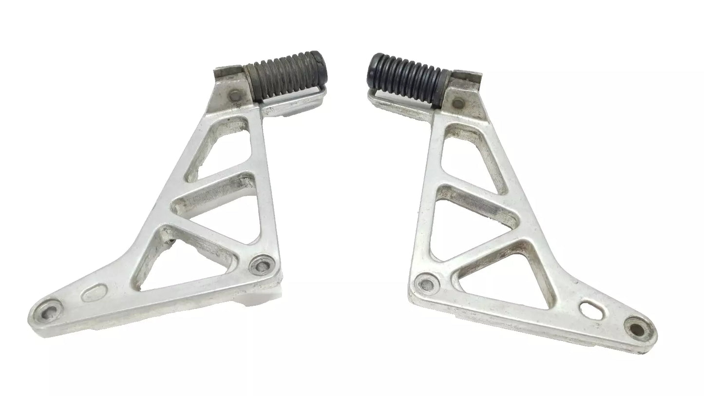Reposes pieds arrière Honda MTX-R 125 1987 n°2 Réf : 50725-KS3-900