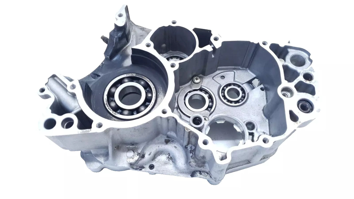 Carter moteur central droit Yamaha TDR 125 1991 Réf : 3NC-E5121-00-00