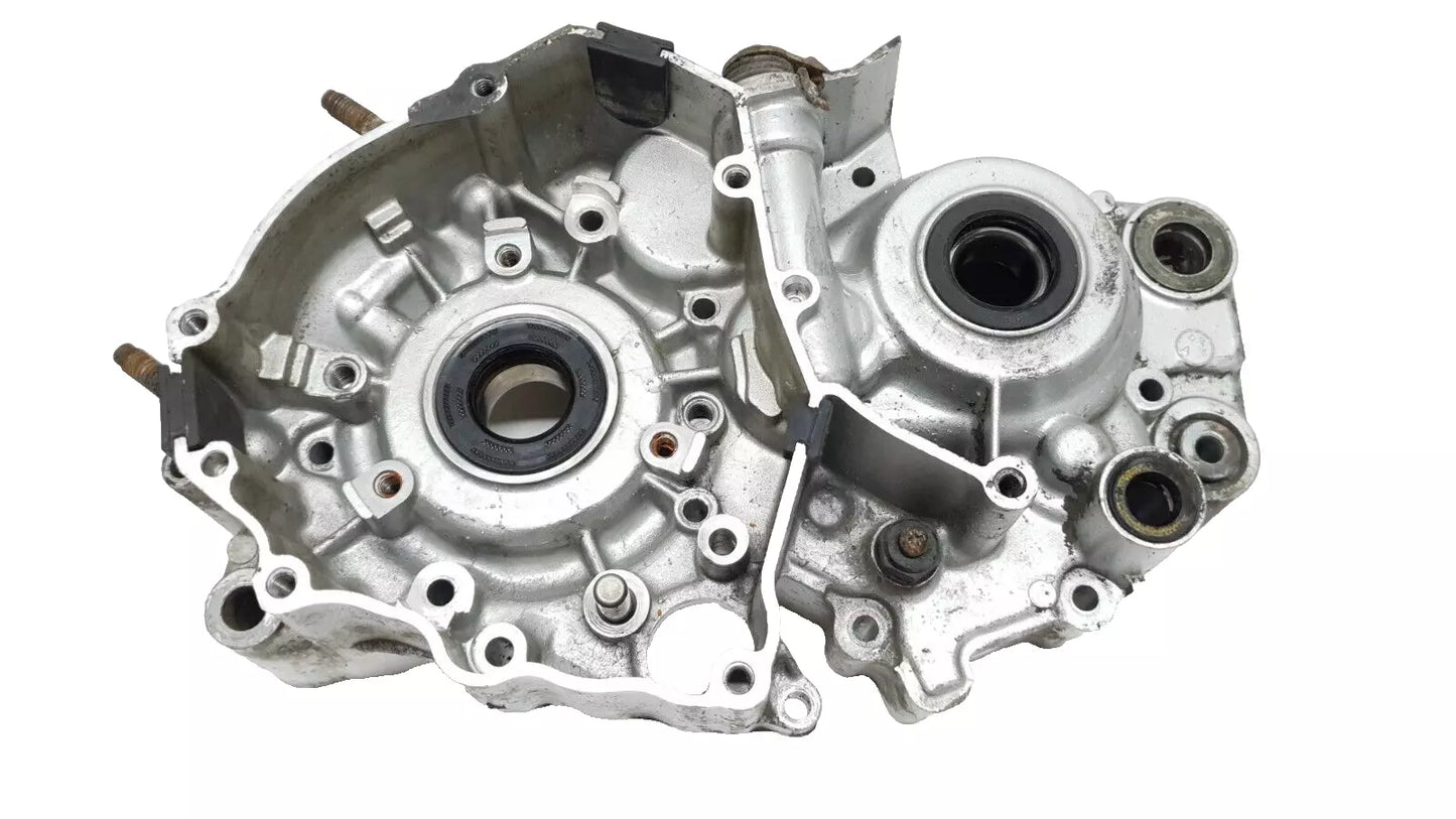 Carter moteur central gauche Yamaha TDR 125 2002 Réf : 3MB-15111-03