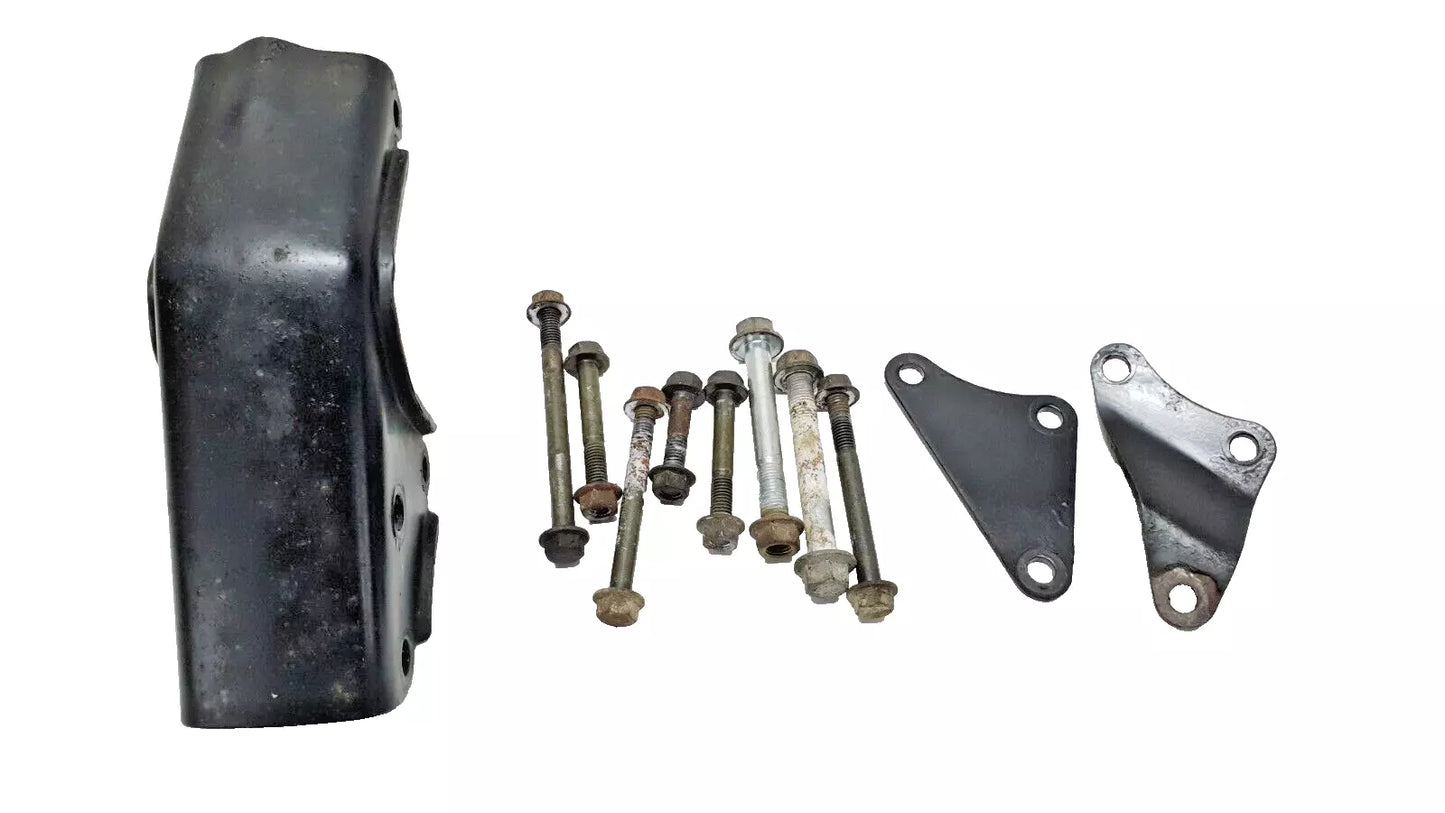Supports moteur Yamaha YBR 125 2005 Réf : 5VL-F1316-00-00