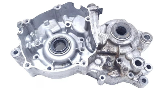 Carter moteur central gauche Yamaha DT125LC 1987 n°18 Réf : 10V-15111-01-00