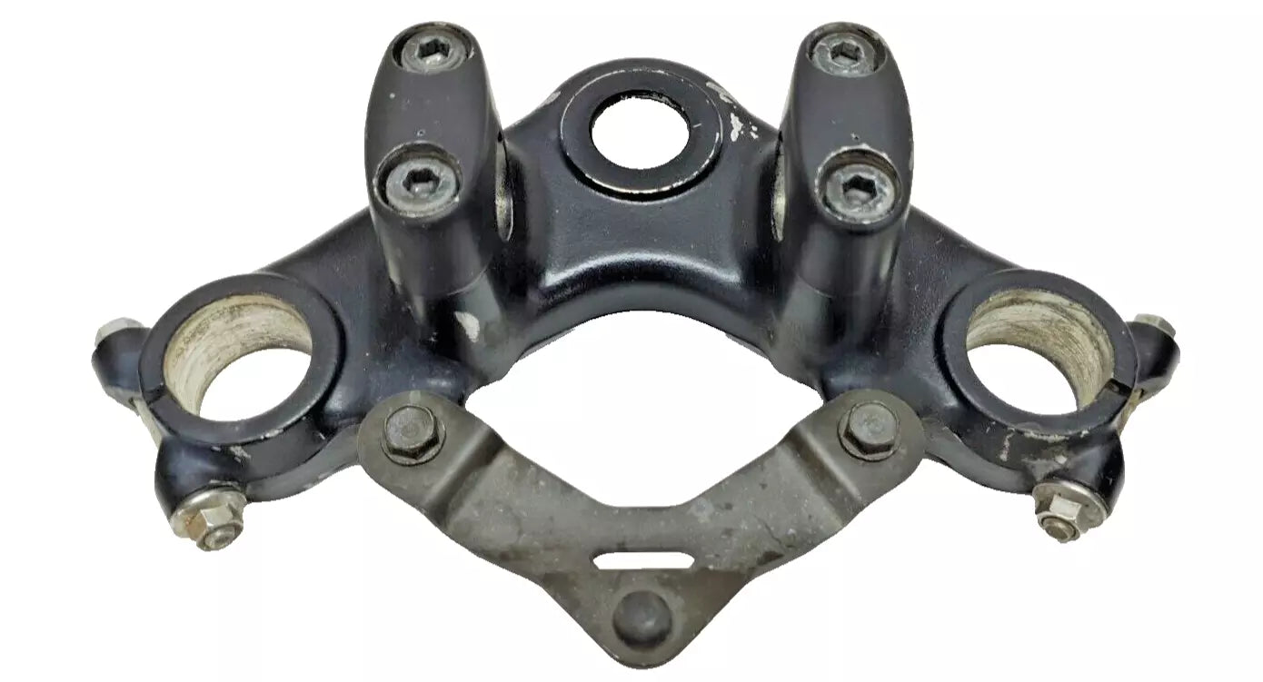 Té De Fourche Supérieur Honda CM 125 Custom 1986 – Réf. 53231-KB4-000 – Occasion Très Bon état – Pièce De Remplacement