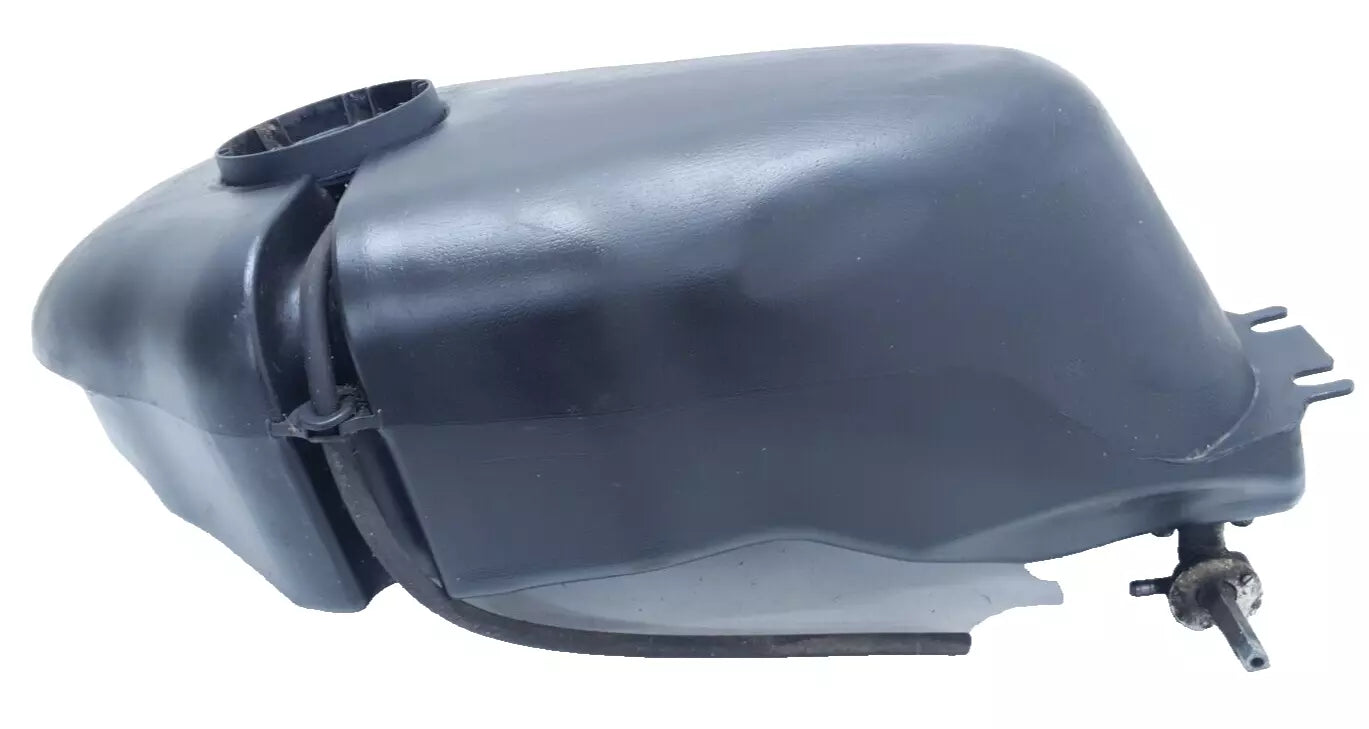 Réservoir d'essence 1-2 Yamaha TZR 50 2012 n°2 Réf : 5WXF41100101