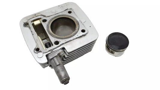 Cylindre & piston 54mm Yamaha XT125X 2008 n°2 Réf : 5VLE13101000