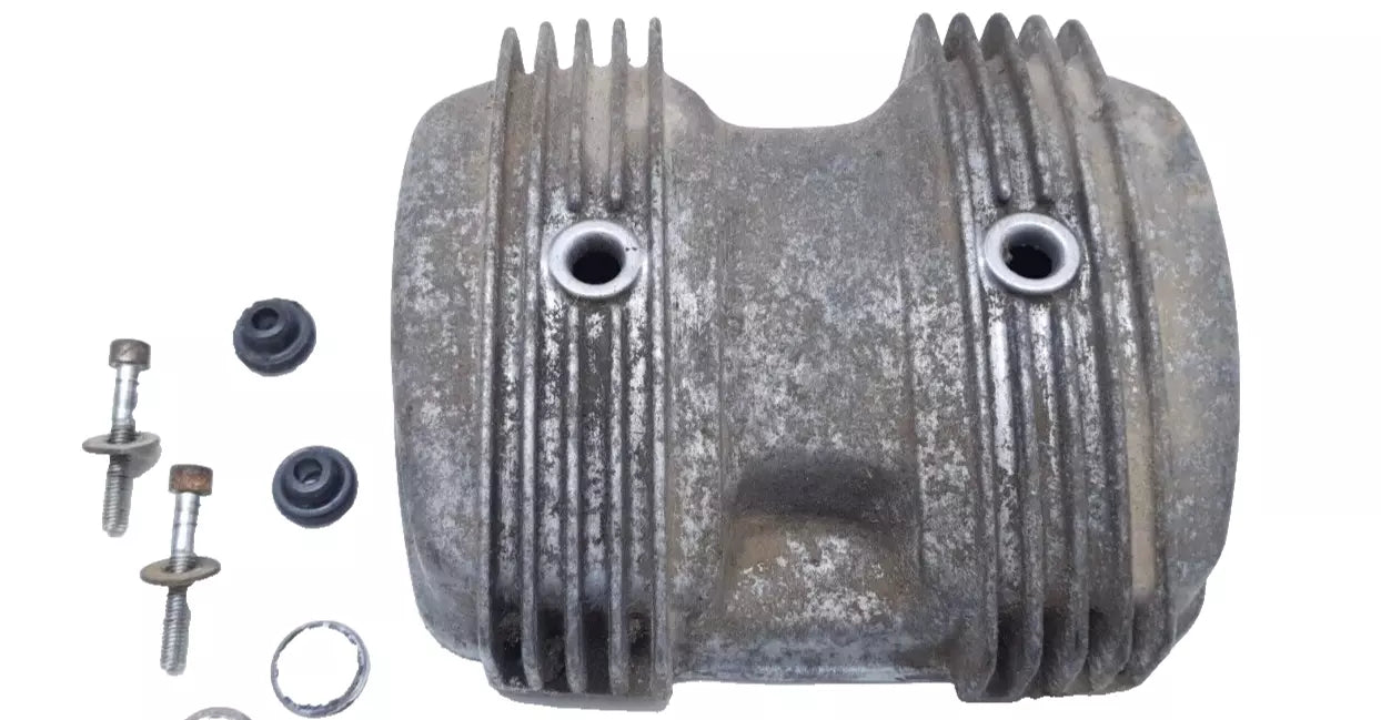Couvre culasse Honda CB 125 T 1980 n°3 Réf : 12311-399-000