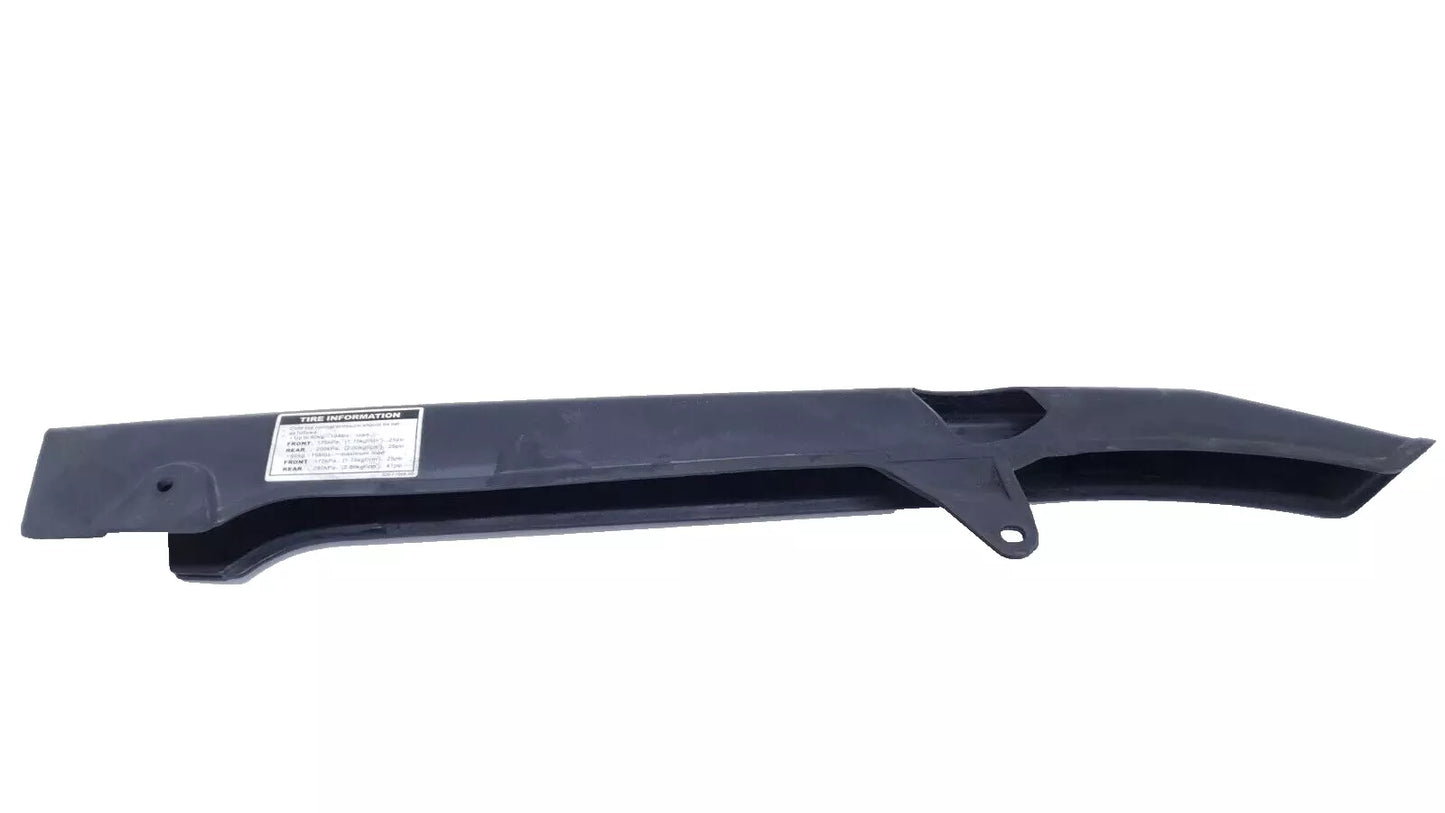 Protège chaîne / Carter de chaîne Yamaha YBR 125 2006 n°2 Réf : 5VL-F2311-00