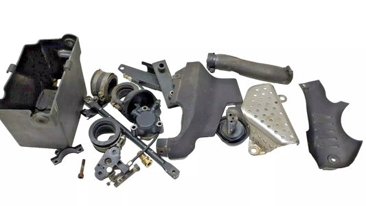 Diverses pièces de carrosserie Triumph 900 Tiger 1994