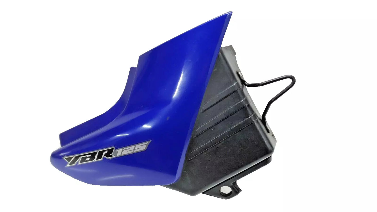 Carénage latéral droit Yamaha YBR 125 2006 Réf : 3D9-F1721-00-4X