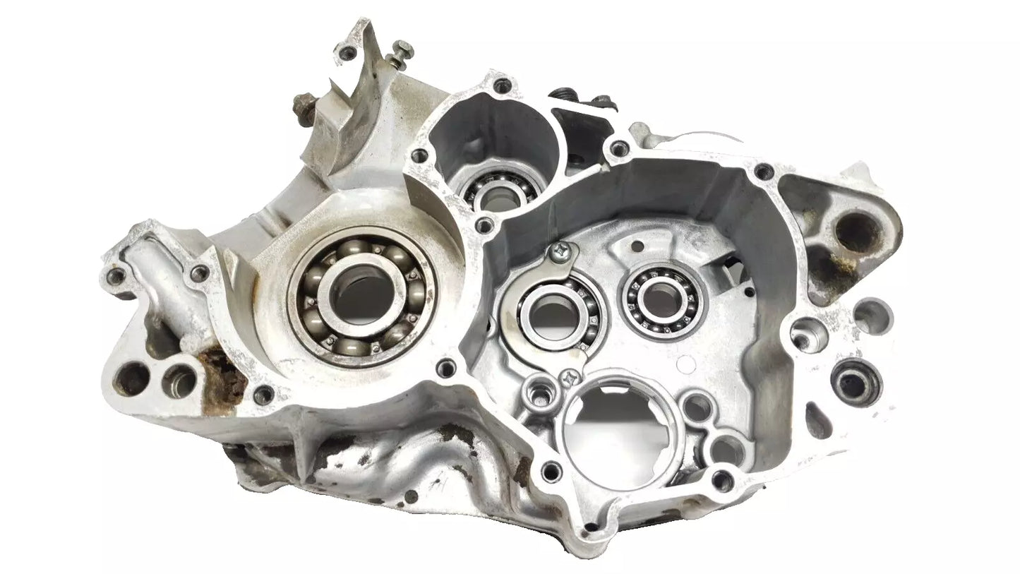 Carter moteur central droit Yamaha DT125R 1999 n°2 Réf : 3BN-15121-04-00