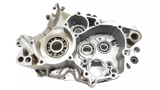 Carter moteur central droit Yamaha DT125R 1999 n°2 Réf : 3BN-15121-04-00