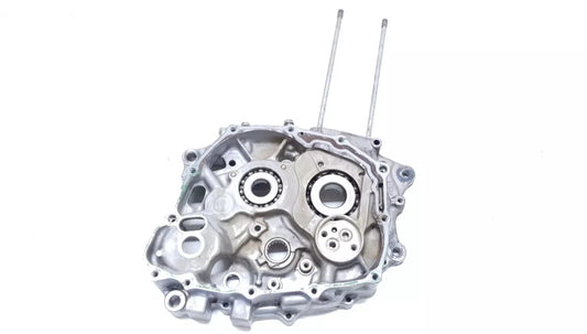 Carter moteur central droit Honda CLR 125 CityFly 2000 Réf : 11100-KFB-000