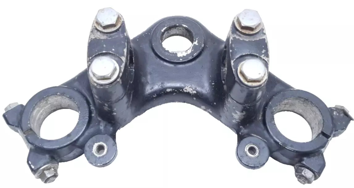 Té de fourche supérieur Honda CB 125 T 1980 n°3 Réf : 53231-399-000