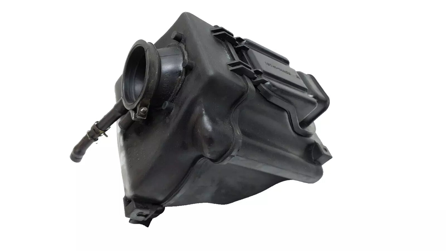 Boite à air Suzuki 600 DR 1989 Réf : 13741-14A00-000