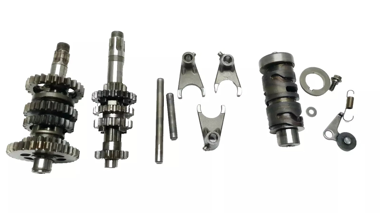 Boite de vitesse complète Suzuki GN125 1982-2001 Réf : 24120-05860-000