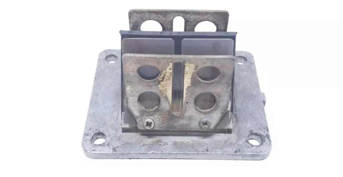 Boite à clapets Yamaha DT125LC 1987 n°16 Réf : 10V-13610-01-00