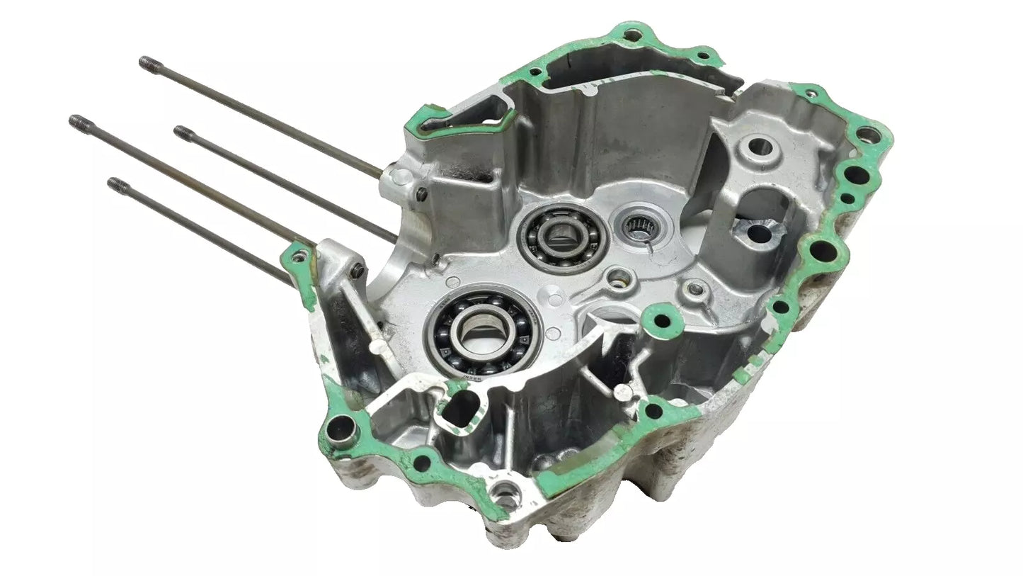 Carter moteur central droit Honda CA 125 Rebel 1999 Réf : 11100-KC2-960