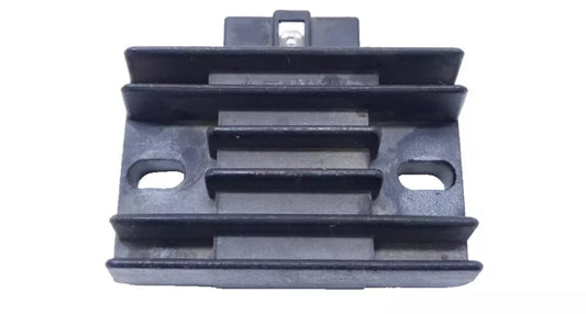 Régulateur de tension Yamaha YBR 125 2006 n°2 Réf : 5VL-H1960-00-00