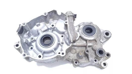 Carter moteur central gauche Yamaha DT125LC 1983 n°2
