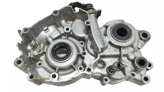 Carter moteur central gauche Yamaha DT125LC 1987 n°12 Réf : 10V-15111-01-00