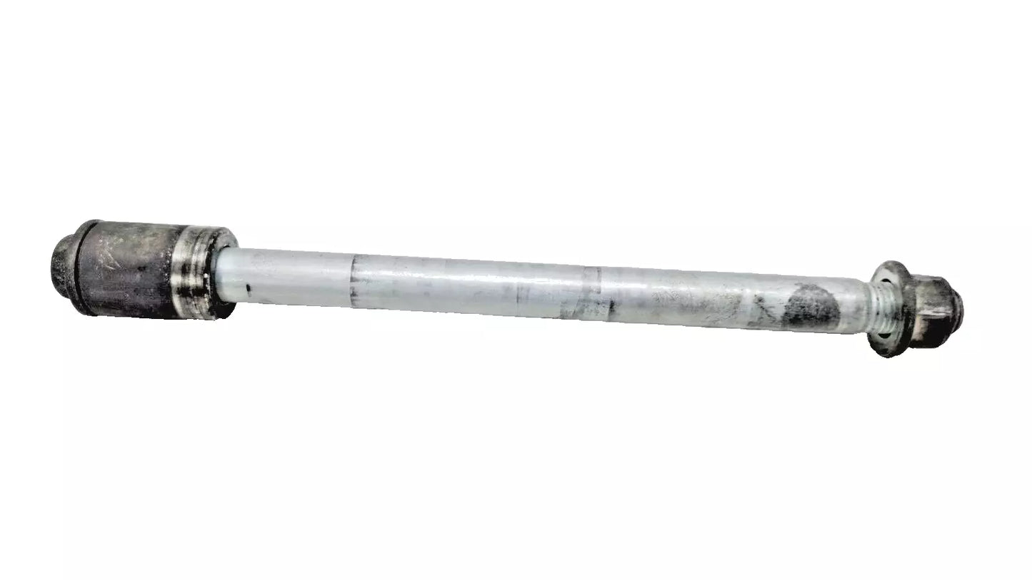 Axe de roue avant Honda CM 125 Custom 1997 Réf : 44301-402-730