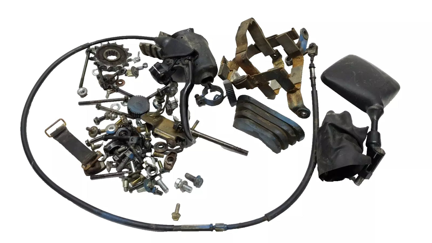 Kit visserie & pièces diverses Suzuki 125 DR 1985