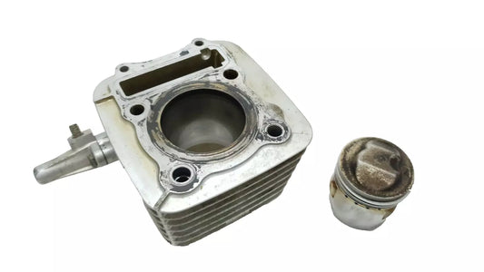 Cylindre & piston 57mm Suzuki GN125 1982-2001 Réf : 11210-05203-0F0