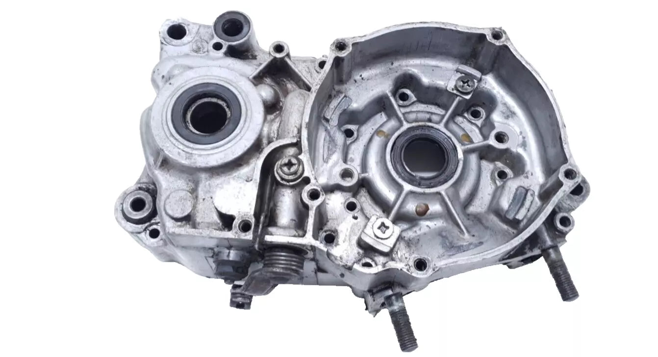 Carter moteur central gauche Yamaha DTMX 125 1977