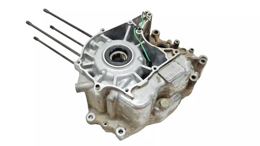 Carter moteur central gauche Honda CM 125 T 1978-1981 n°3 Réf : 11200-399-000