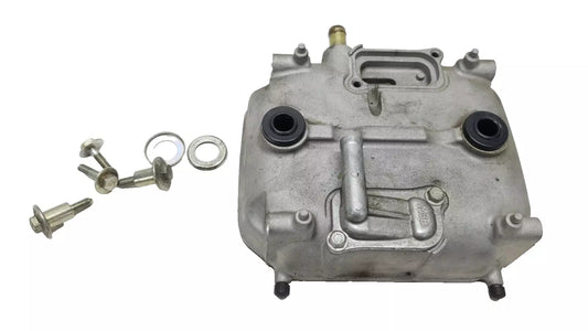 Couvre culasse arrière Honda Varadero 125 2006 Réf 12320-KPC-D20 1/2