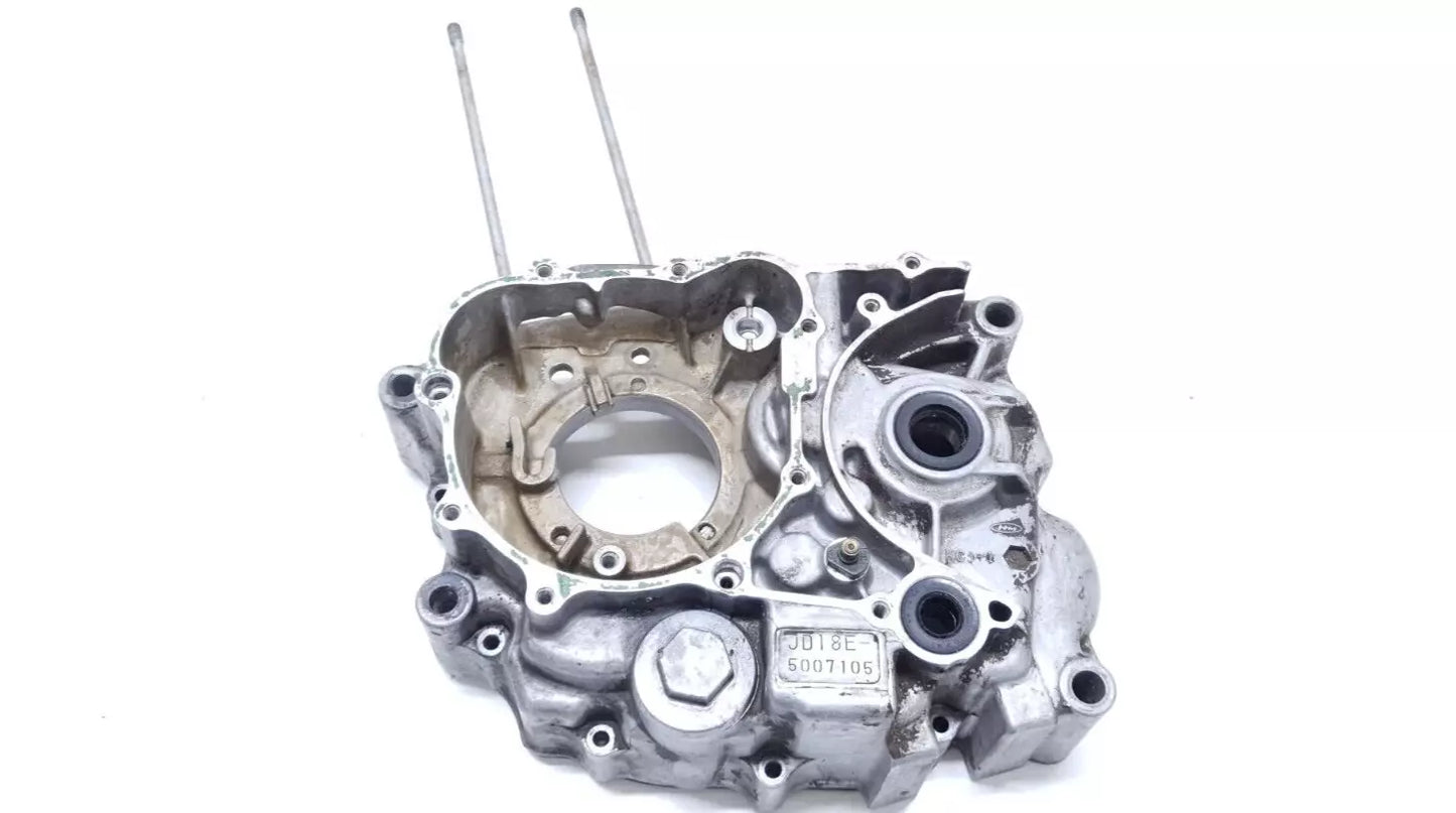 Carter moteur central gauche Honda CLR 125 CityFly 2000 Réf : 11200-KCN-010