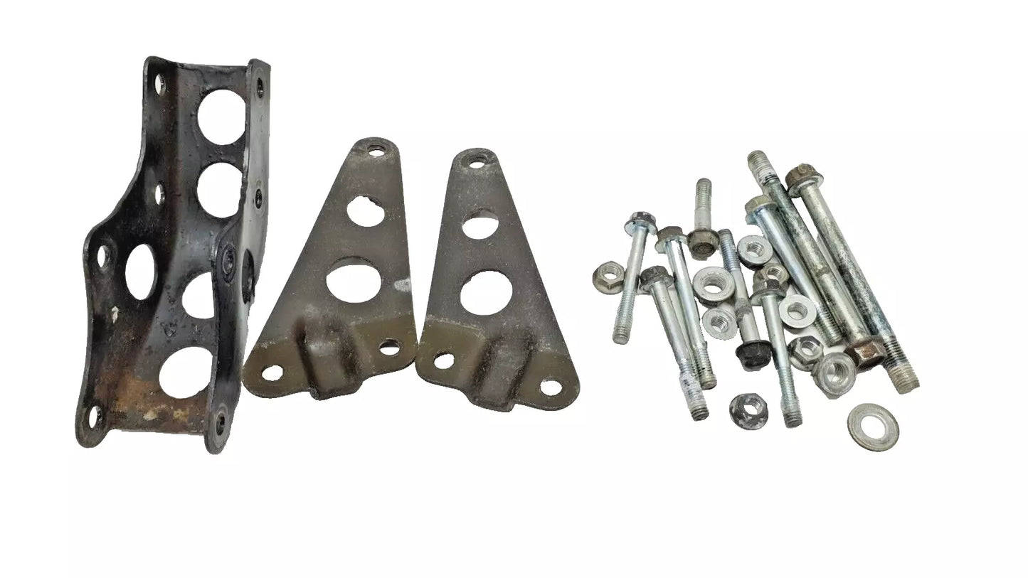Supports moteur Honda CM 125 Custom 1986 Réf : 50351-KB4-000ZA