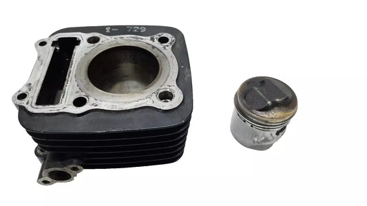 Cylindre & piston 57mm Suzuki 125 DR 1985 n°2 Réf : 11210-05211-0F0