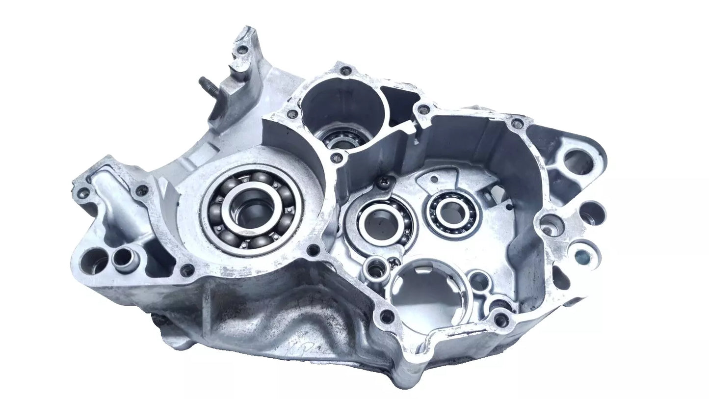 Carter moteur central droit Yamaha TDR 125 1996 Réf : 3BN-15121-03-00