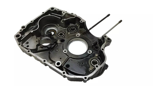 Carter central gauche Suzuki 600 DR 1985-1989 Réf : 11300-14A05-000
