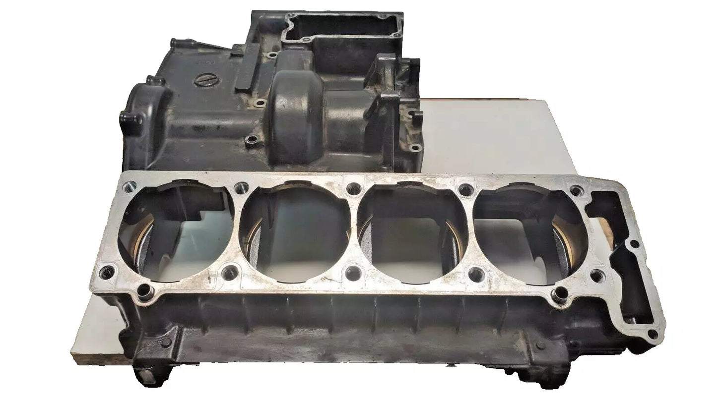 Carter moteur supérieur Kawasaki ZX 10 Tomcat 1988-1990 Réf 140011075