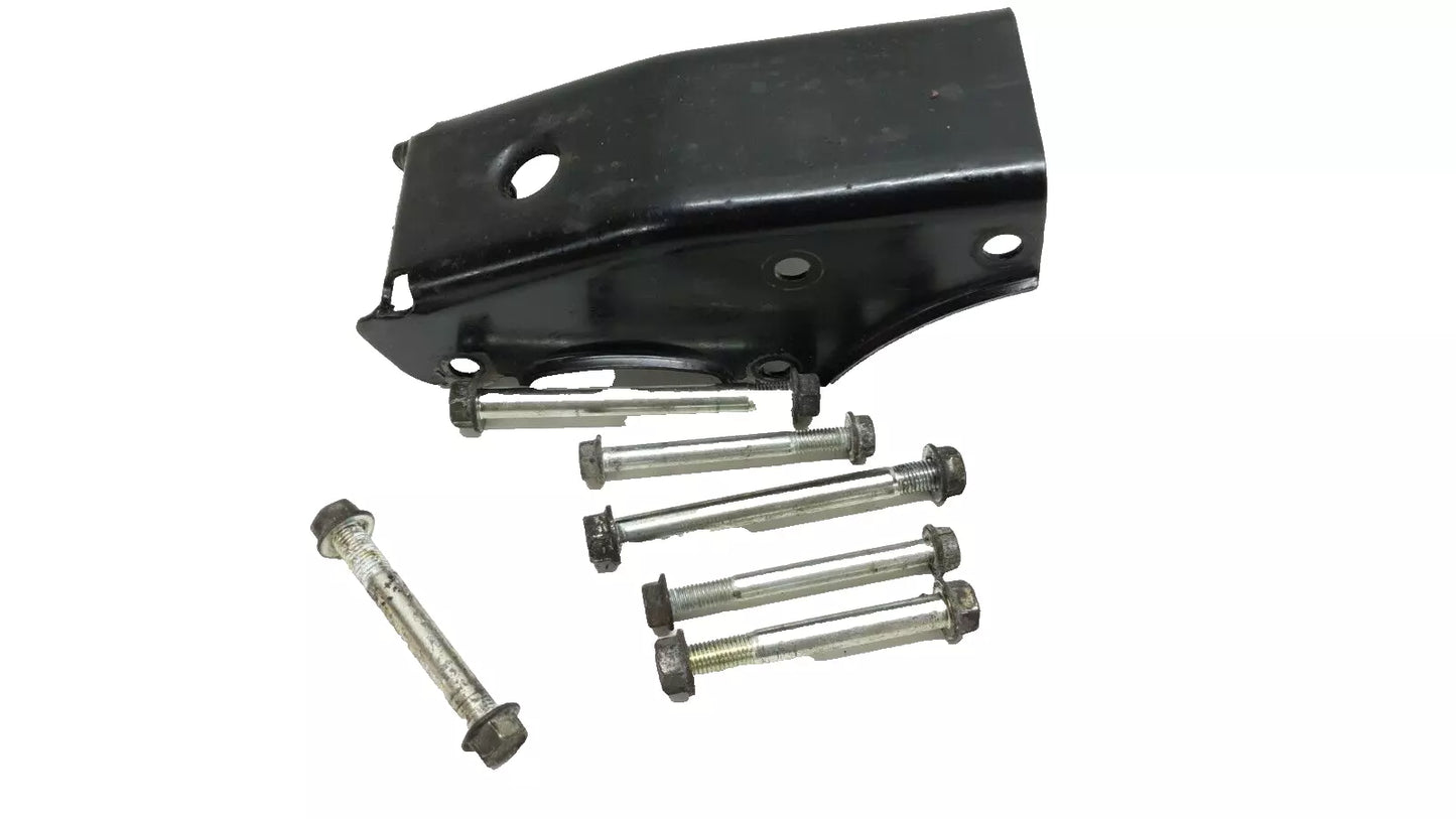 Supports moteur Honda CBF 125 2012 Réf : 50351-KWF-900