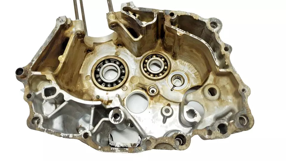Carter moteur central D Honda CM 125 Custom 1986 Réf : 11100-KC2-000