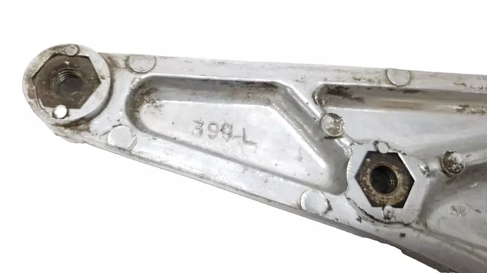 Support de reposes pieds Honda CB125T 1978 n°2 Réf : 50610-399-000