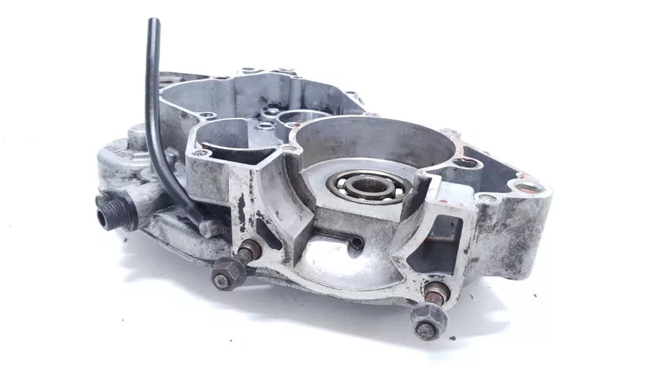 Carter moteur central droit Yamaha RDLC 125 1986 Réf : 10V-15121-02