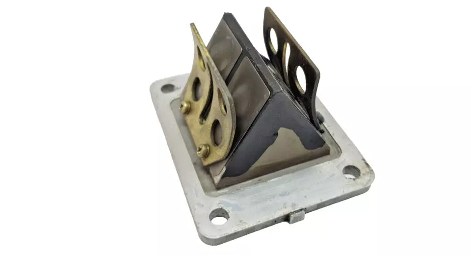Boite à clapets Yamaha DT125LC 1987 n°9 Réf : 10V-13610-01-00