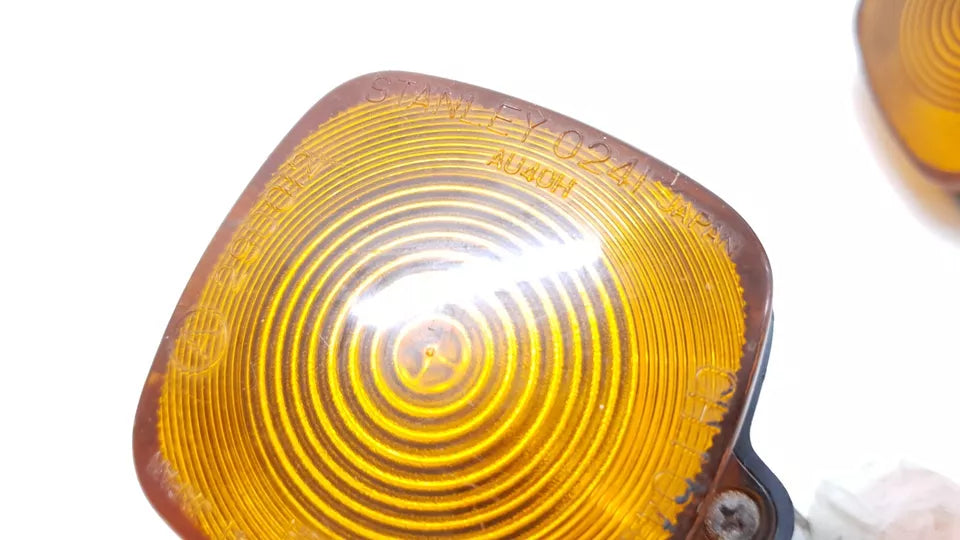 Clignotants arrière 6v Honda CM 125 T 1981 Réf : 33650-424-720